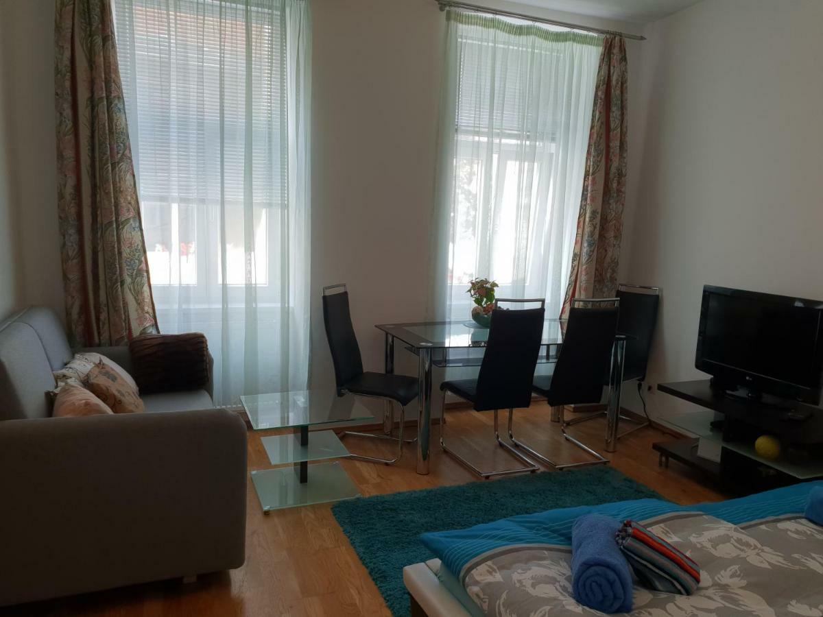 Nina Apartment Vienna Exterior photo